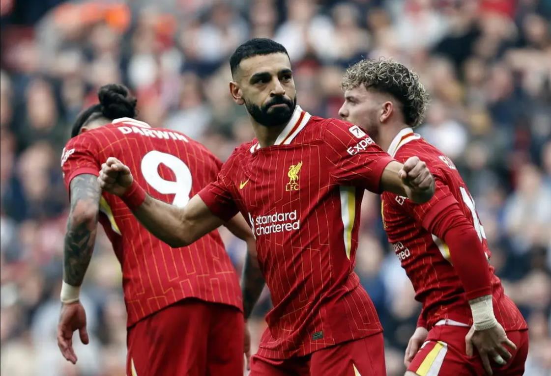 关于曼联迎欧超杯关键赛，冲刺阶段防线松动，悬念犹存，心理建设被强调的信息