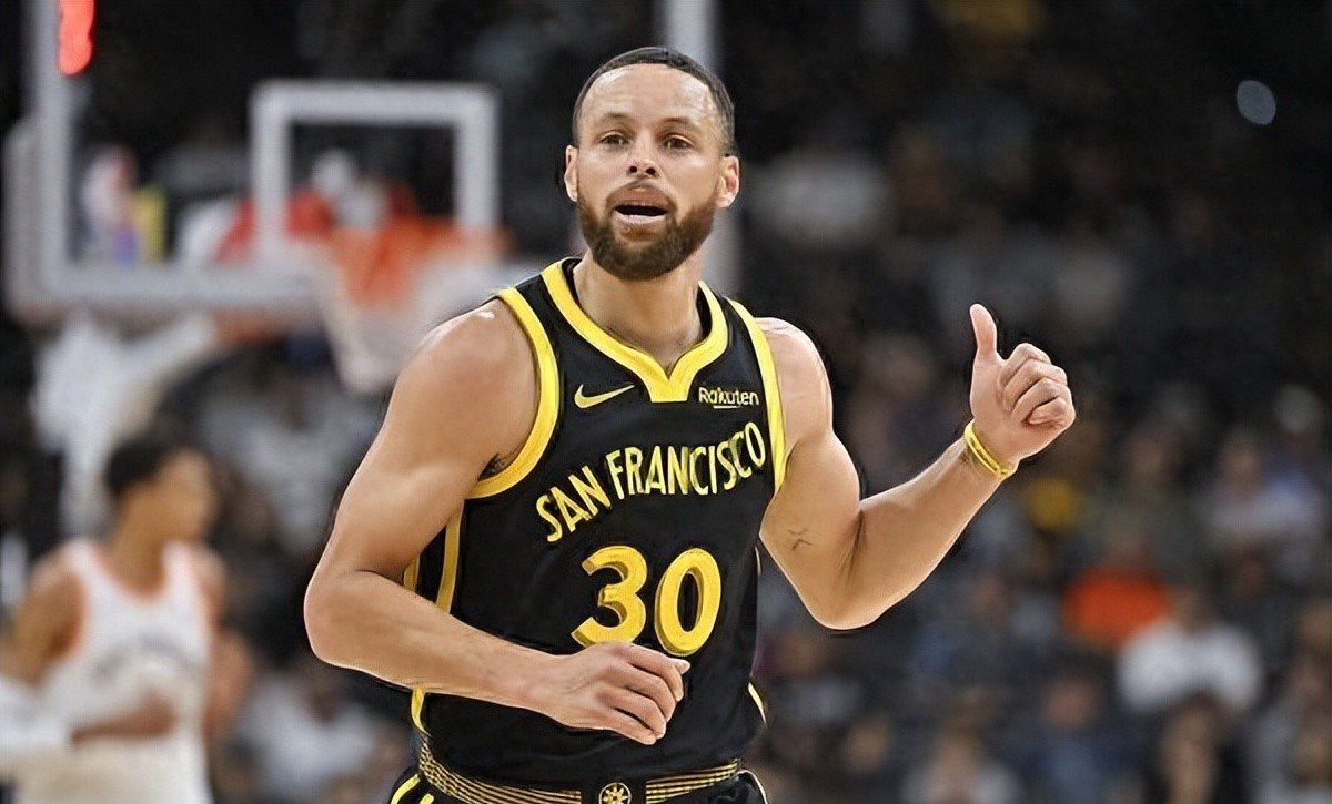 清晨菲尼克斯太阳调整名单以备NBA总决赛，主帅复盘环节打磨，话题不断，资深球员宣示担当的简单介绍