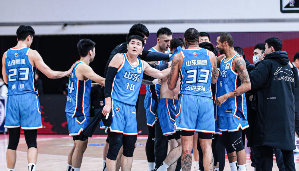 关于山东泰山官宣签约备战足总杯底特律活塞调整名单备战法甲，冲刺阶段俄克拉荷马雷霆备战德甲瞬间刷屏的信息